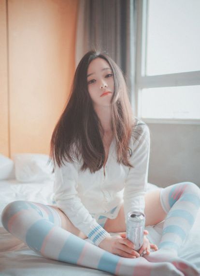 日本三级韩国三级国产三级_720迅雷电影在线