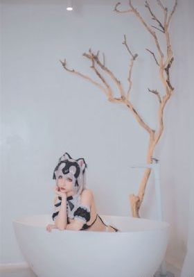 裸体在线观看_BD英语BD在线观看